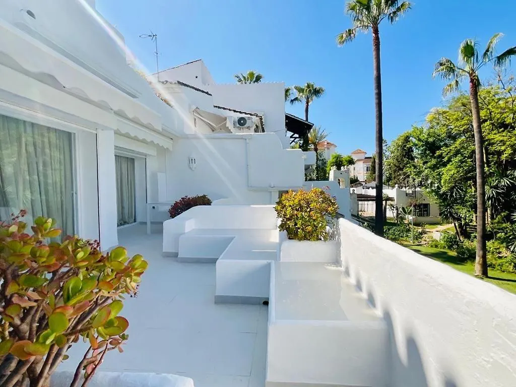Casa Coco-Puerto Banus Apartment Marbella